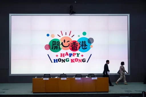 香港疫情升溫日增萬例 較上周增4成、急診室爆滿