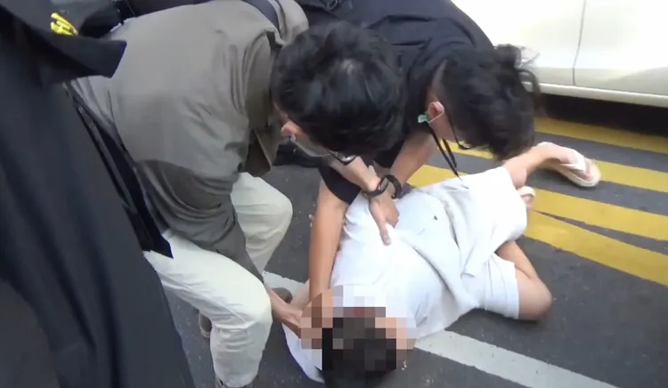 警方逮捕郭男。翻攝畫面