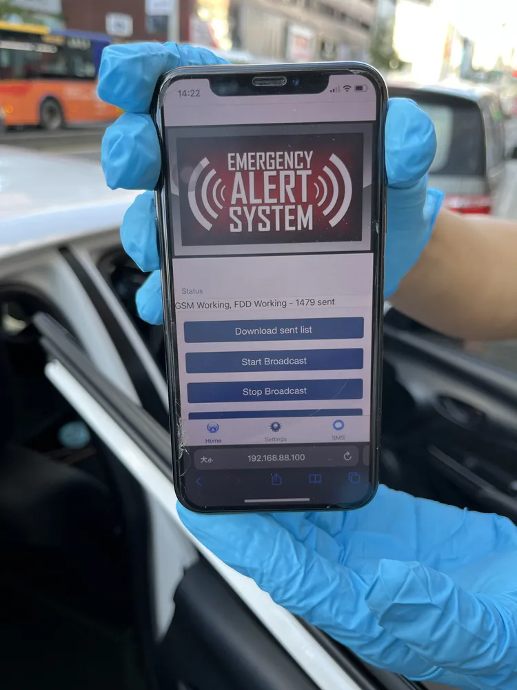 假基地台操作畫面。翻攝畫面