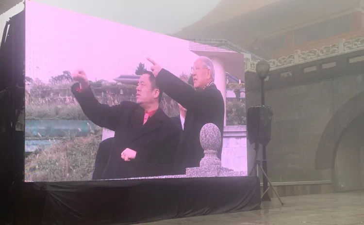 李世聰與前總統李登輝。江孟謙攝