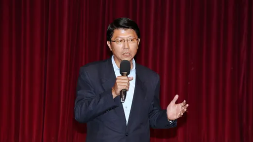 謝龍介將戰王世堅、何志偉？　藍北市黨部主委：他沒完全拒絕