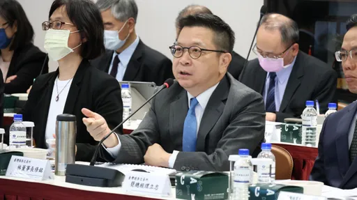 證交所每股配發2.7元現金及1.3元股票 董事會通過達發、六方科技上市案