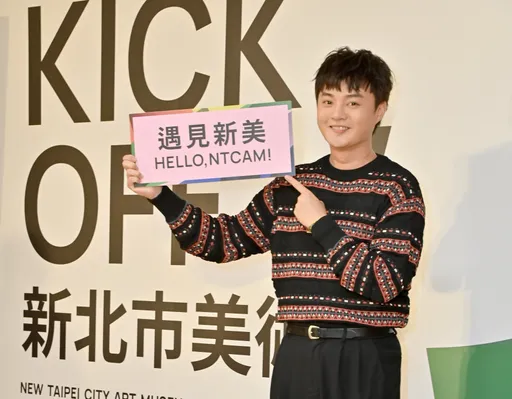 許富凱預約美術館開唱 撂話「不要以為我們唱台語的不逛美術館」