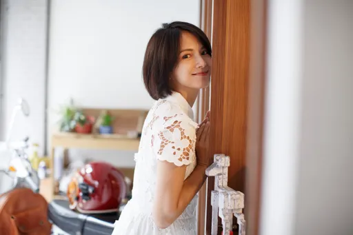 專訪｜李心潔帶夫禪修素顏睡大通鋪　赤裸地揭家庭黑暗面　