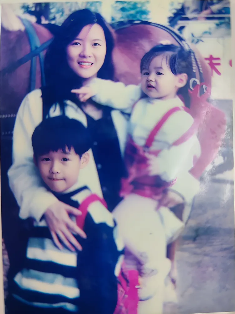 太太替王世堅生下一子一女，王世堅形容太太脾氣很好。王世堅助理提供