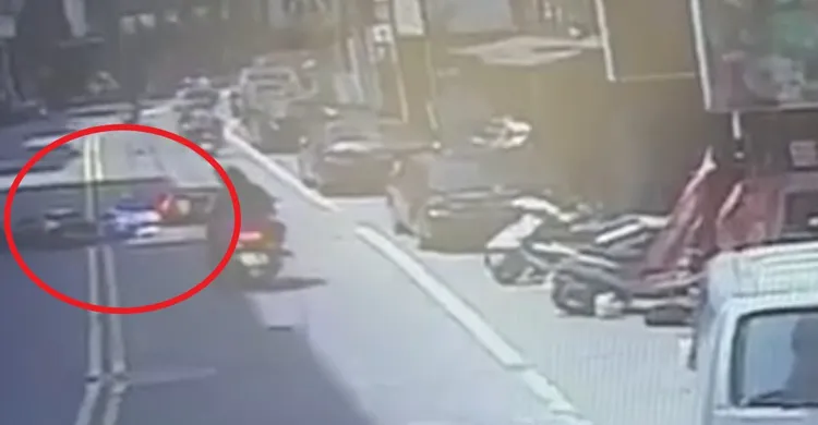 肇事發生後，2名駕駛紛紛倒地不起、陷入昏迷。翻攝照片