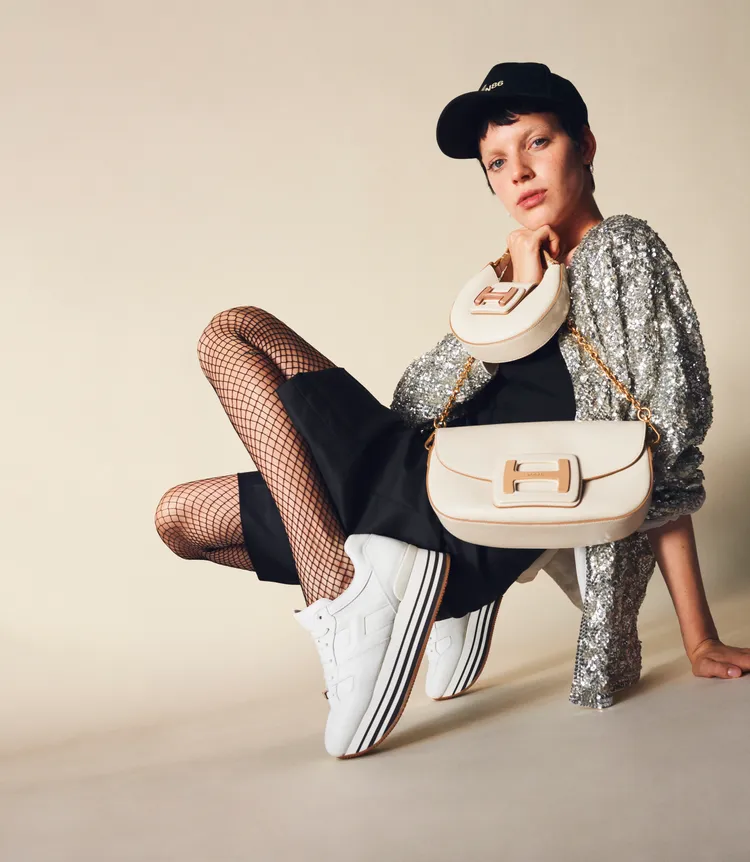 全新H Logo包包系列推出多元色彩且包型多變。