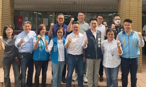 國民黨台中立委初選領表第2天　市議員、黨副發言人登記