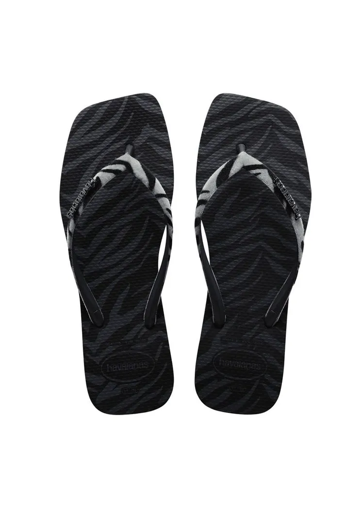 Slim Square Velvet斑馬紋方形拖，1150元。品牌提供