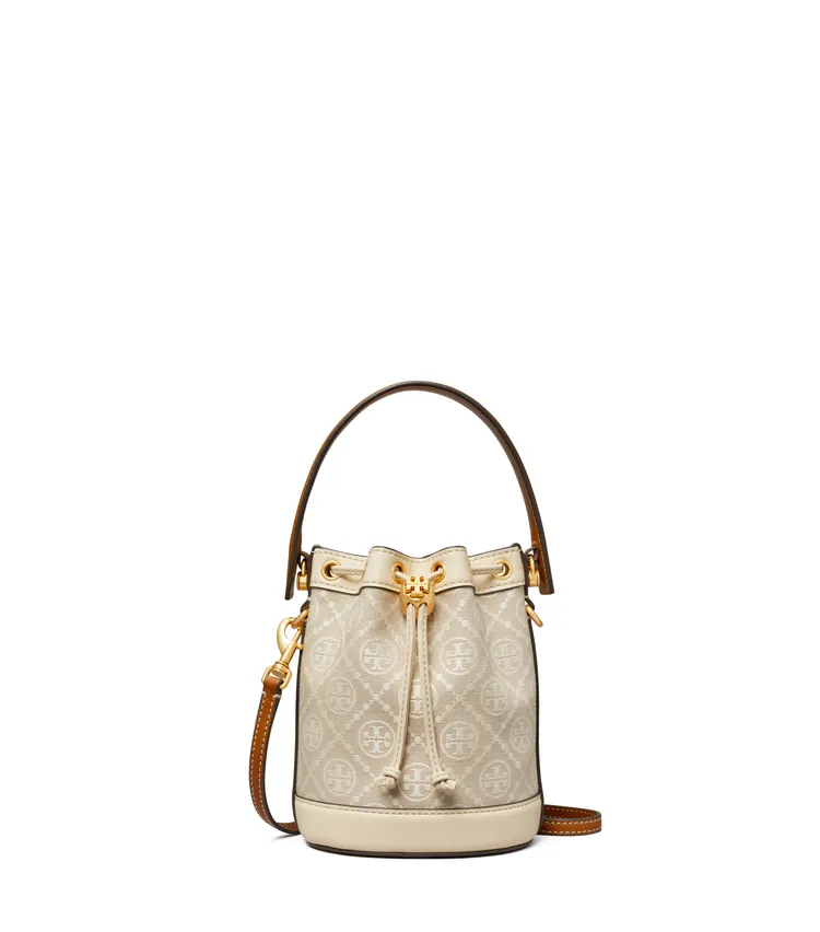 TORY BURCH T Monogram迷你提花水桶包，1萬6900元。品牌提供