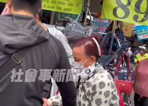 台中紅髮婦愛逛傳統市場 原來是因為這目的!下場GG了