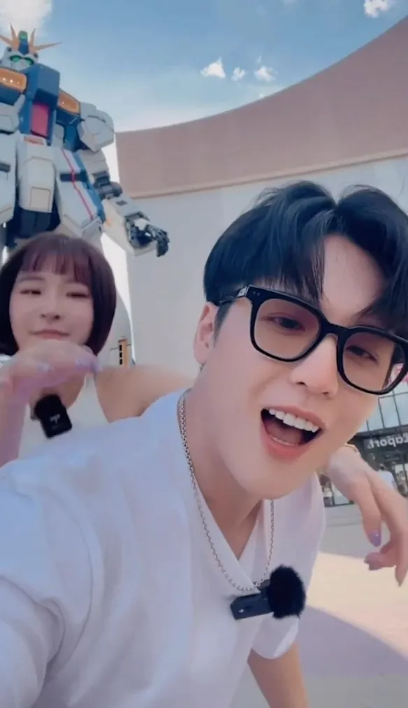 元元和許凱皓合照。抖音@元 元1105ya 提供