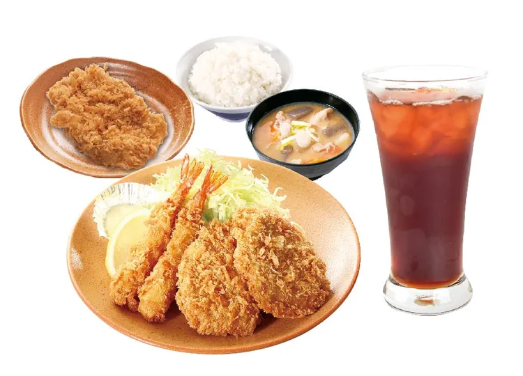 勞動節吉豚屋推出任點一主餐加價51元送腰內豬排一份+特調飲品任一杯。業者提供