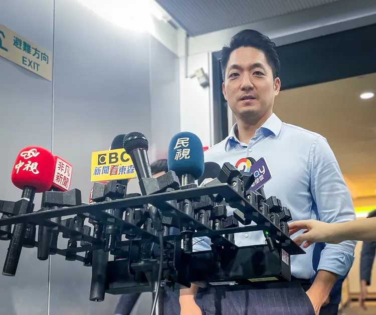 蔣萬安稱讚，郭台銘的臉書貼文展現大氣。賴昀岫攝