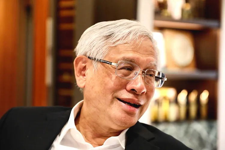 郭倍宏認為不會有二虎相爭，藍軍坐享漁翁之利的結局。翻攝郭倍宏臉書