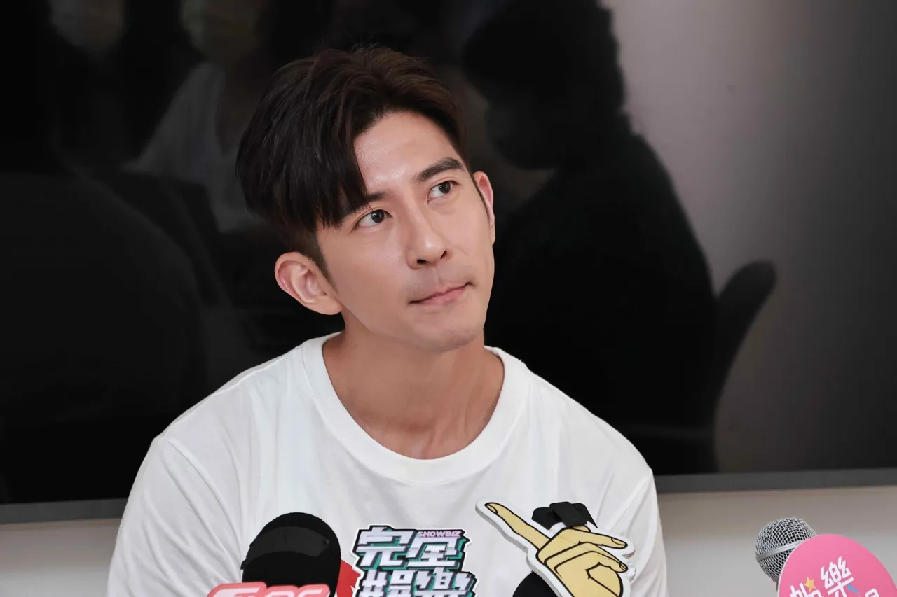 修杰楷对老婆的歌声十分支持。施昂强摄