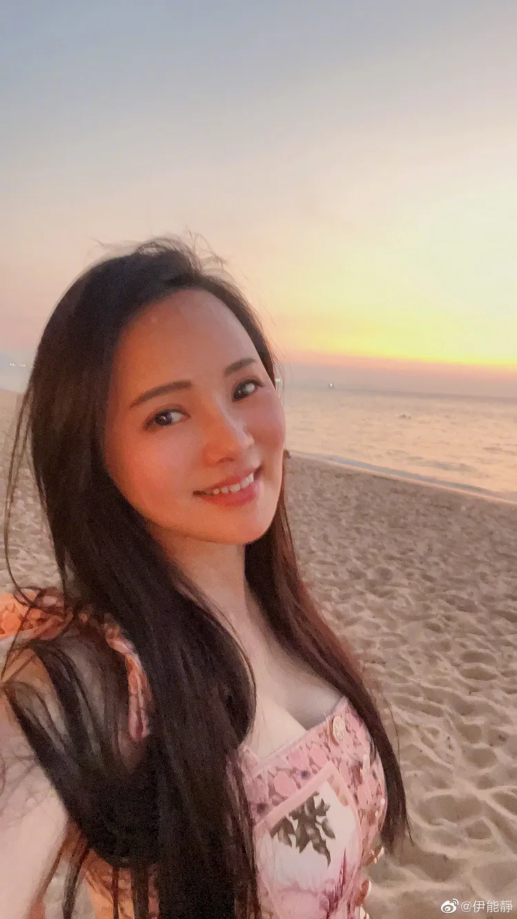 伊能靜佩服老公為戲付出犧牲。翻攝伊能靜微博