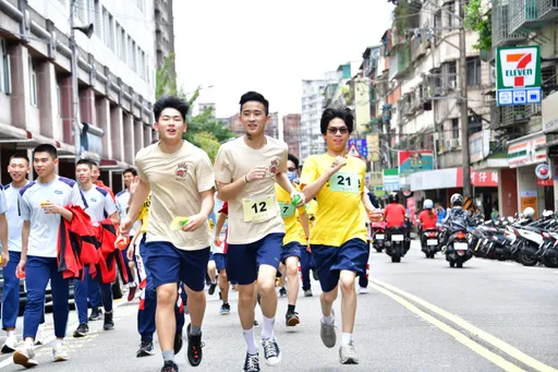 南山中學600生飢餓三十路跑籌款 連續12年!今年捐助土敘強震