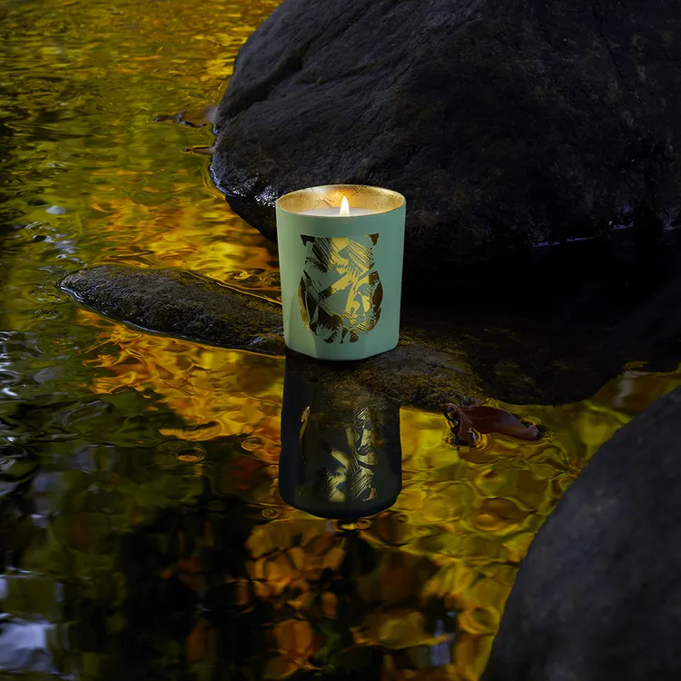 L'Esprit de l'Eau水石清華蠟燭，價格店洽。品牌提供