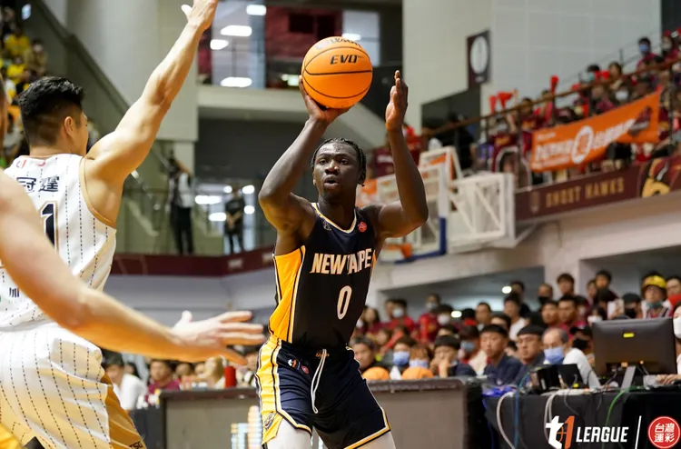 阿巴西攻下14分。T1聯盟。