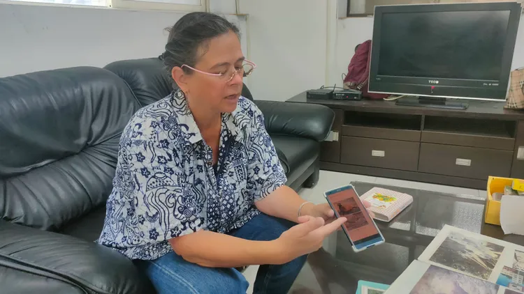 喬雅玲說明研究帝雉時的情形。黃子騰攝