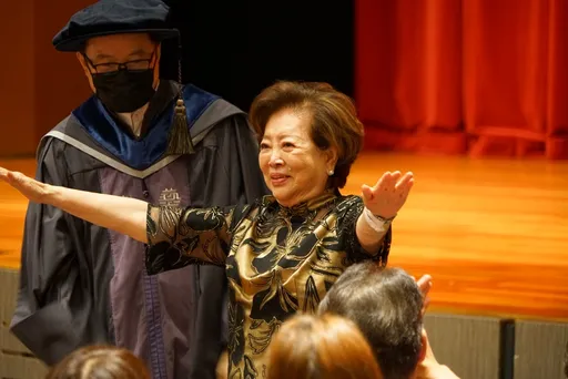 陳淑芳獲聘臺灣藝術大學榮譽教授 曝當年因家境被迫退學