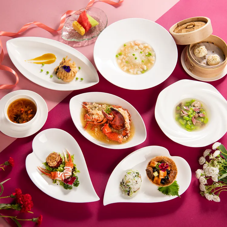 上海醉月樓母親節套餐每套3280元起。業者提供