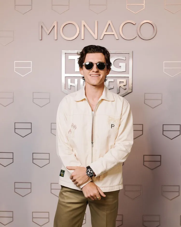 湯姆霍蘭德在瑞士製錶泰格豪雅於F1摩納哥大獎賽期間舉辦的遊艇派對上露臉。翻攝tagheuer IG