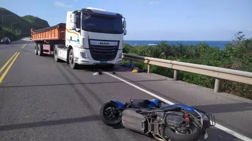 雙載機車路旁竄出！曳引車閃避不及釀2死　司機非主因仍判刑理由曝