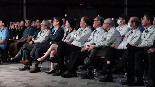 黃仁勳今開講！企業大咖雲集　台塑集團總裁王文淵率高層到場聆聽