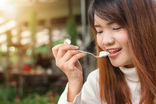 午後肚子餓吃什麼？營養師激推這一物　不到200卡超商也買得到