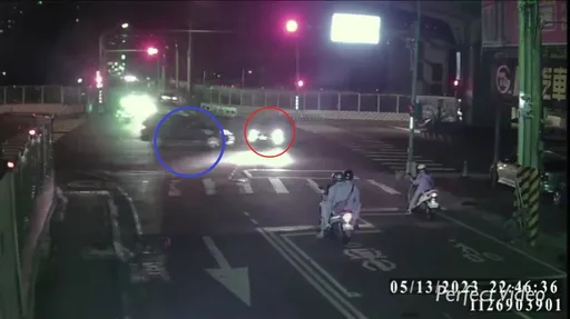新北男路口迴轉未遵守號誌　與對向車撞上釀1人傷