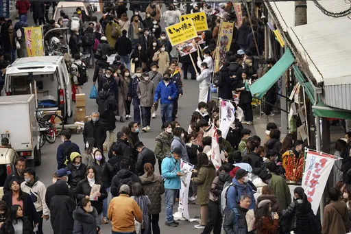 日本今起下調新冠病毒與流感同級 3年防疫措施正式結束