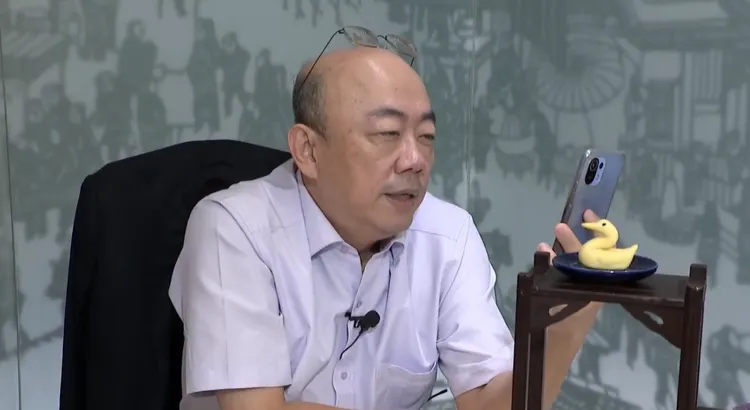 郭正亮宣布退出民進黨。翻攝自朱學恒的阿宅萬事通事務所臉書