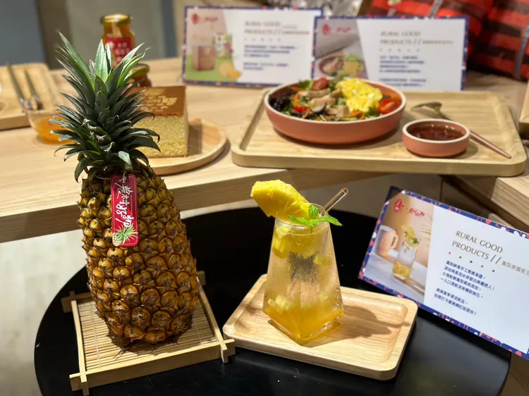 「鳳梨果露氣泡飲」只在「Hey!Bae 一之鄉」中山店及民生店限定開賣。曾仲葳攝