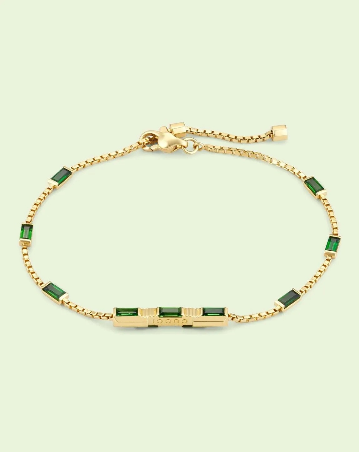 Gucci Link to Love系列长阶梯形绿碧玺18K金手链，10万7000元。品牌提供