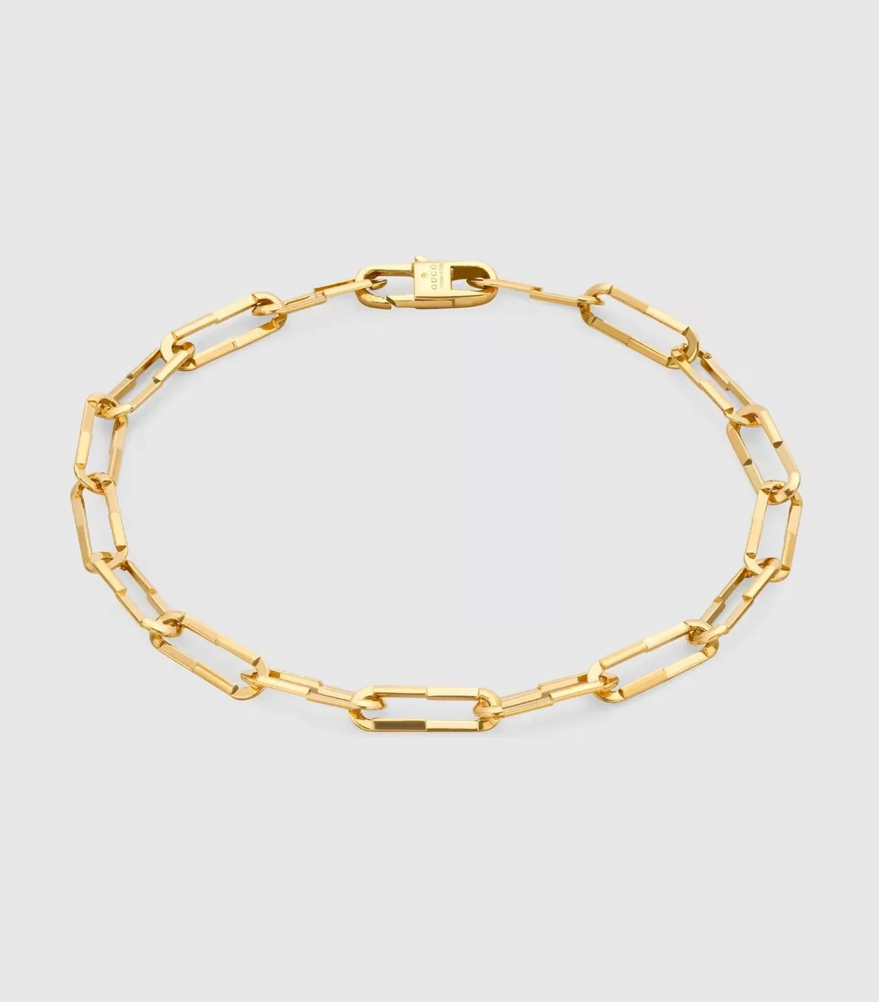 Gucci Link to Love系列18K金手链，5万3400元。品牌提供