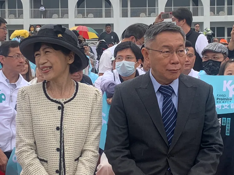 柯文哲與夫人陳佩琪。江孟謙攝