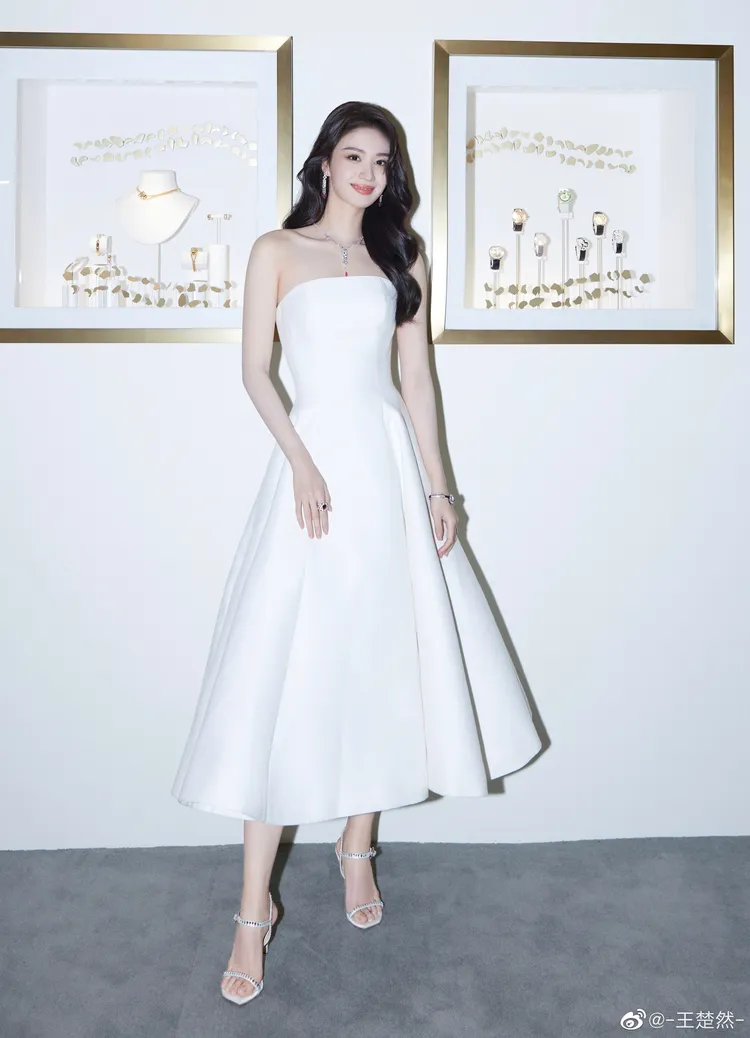 24歲王楚然外型姣好。翻攝王楚然微博