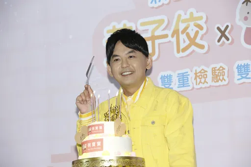 黃子佼難得怒了發3千字文槓上《天下雜誌》 直接請辭嘆「這舞台讓人心碎」