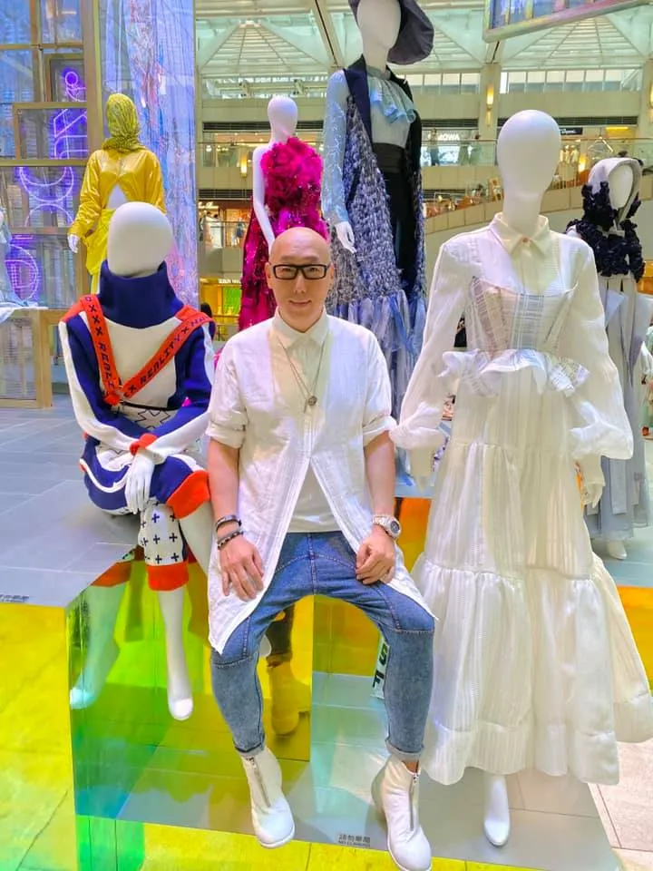 張學潤曾為郭富城、陳小春、陳慧嫻等藝人擔任形象顧問。翻攝張學潤臉書