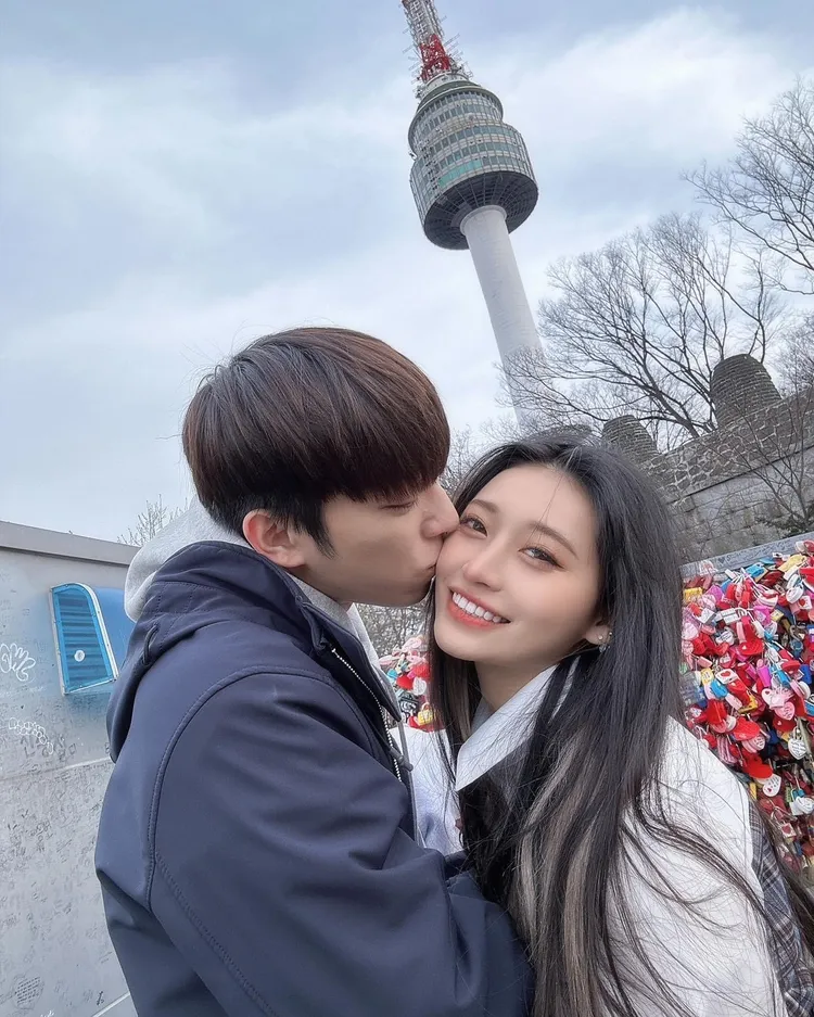 祈錦鈅跟未婚夫交往半年，兩人進展迅速。翻攝祈錦鈅臉書