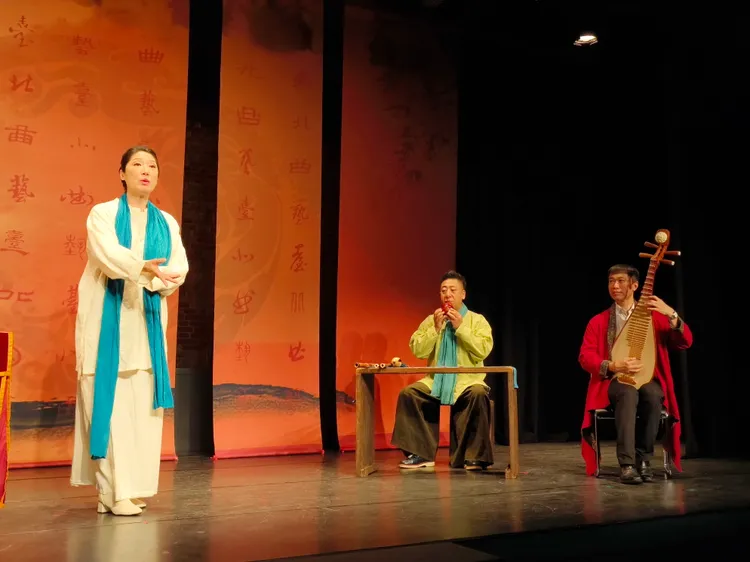 音樂評書。北曲提供