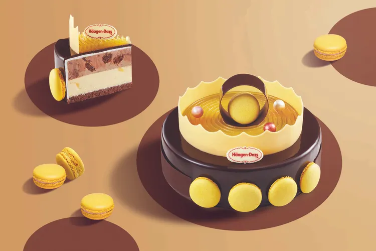 雙重巧克力甘納馬卡龍許冰淇淋攜手芒果冰淇淋共創「加冕時刻」。業者提供