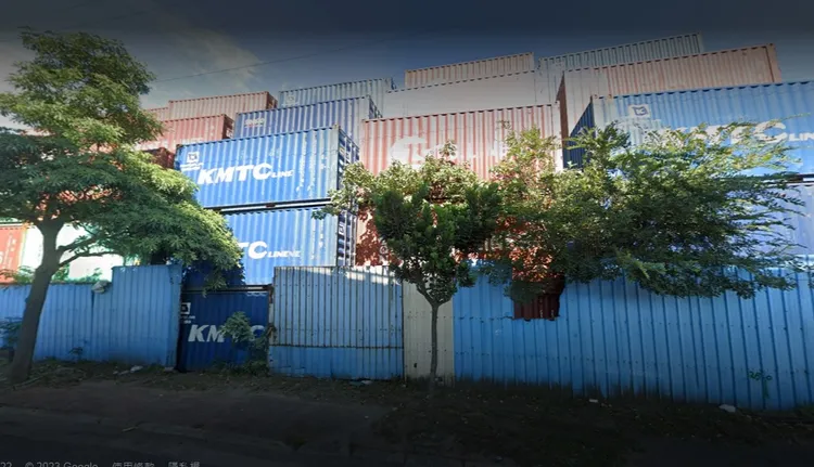 這家貨櫃場在台中頗具規模。翻攝Google街景