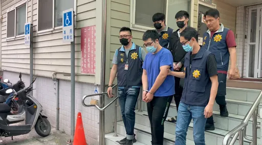 上市公司高管長年旅外竟在台刷卡百來萬 蝦密!他們偽造證件幹的