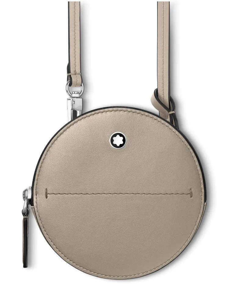 Soft系列迷你圓盒包，1萬4000元。品牌提供