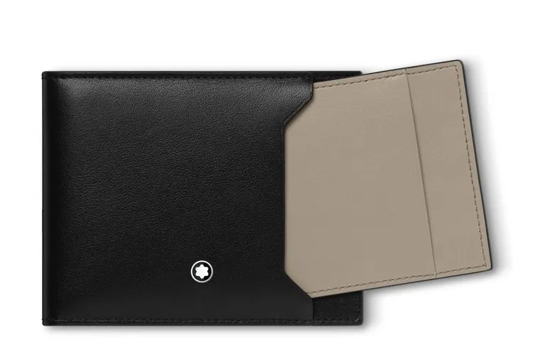 Soft系列6卡可拆卸式卡夾，1萬7100元。品牌提供