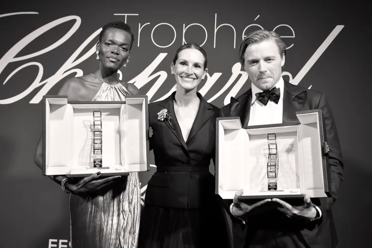 做為坎城影展官方贊助商的瑞士珠寶腕錶品牌蕭邦，藉由設立蕭邦最具潛質演員獎的方式，表揚並激勵新一代的電影人才。品牌提供