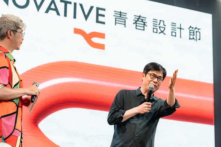 陳其邁說不論是國民初選或郭韓的P圖照事件，他說一頭霧水、看攏無。讀者提供